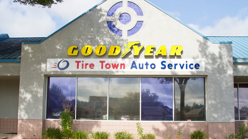 where can i get a flat tire fixed near laplace louisiana