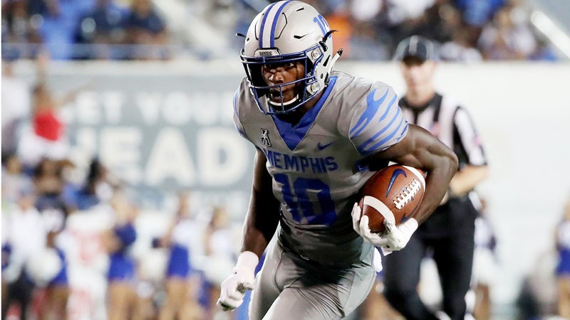 Memphis Tigers Star Wr Damonte Coxie Speaks To Local Students - L 